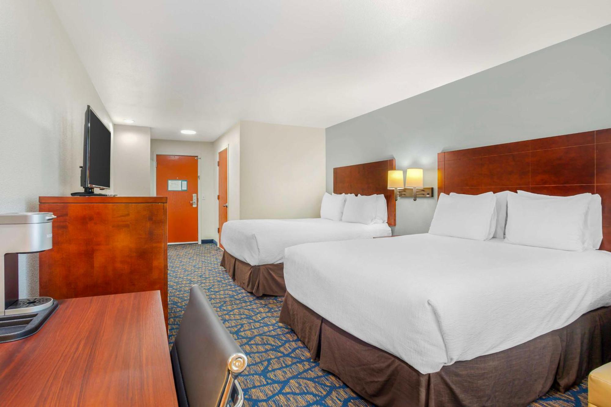 Best Western Plus Villa Del Lago Inn Patterson Exterior foto