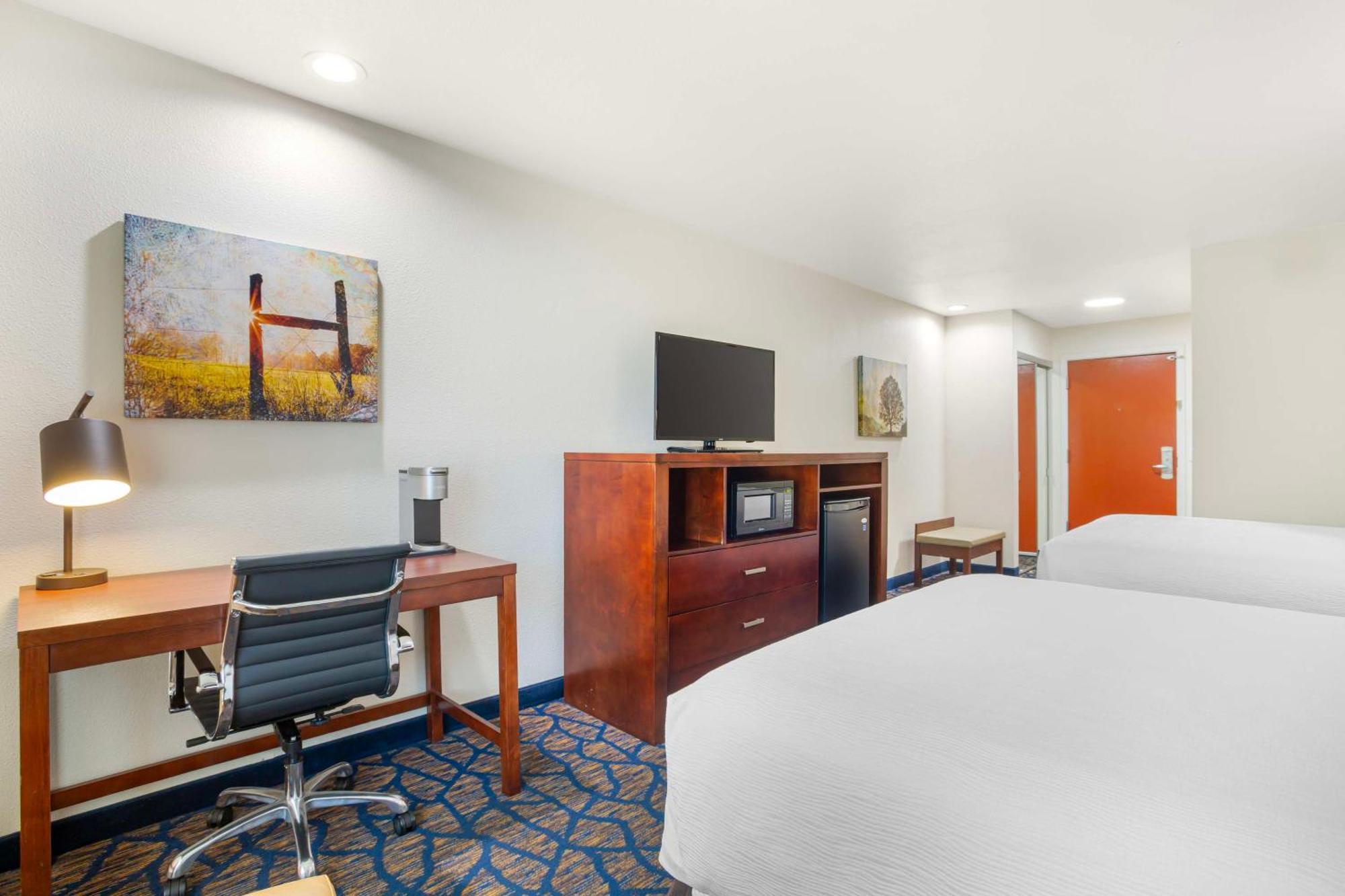 Best Western Plus Villa Del Lago Inn Patterson Exterior foto